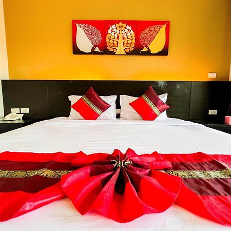 Naiyang Beach Hotel Sha Plus Phuket Exteriör bild