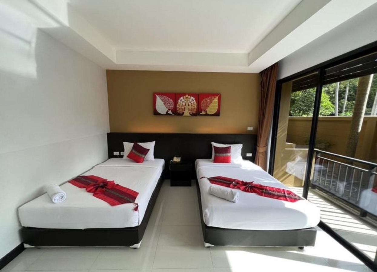 Naiyang Beach Hotel Sha Plus Phuket Exteriör bild