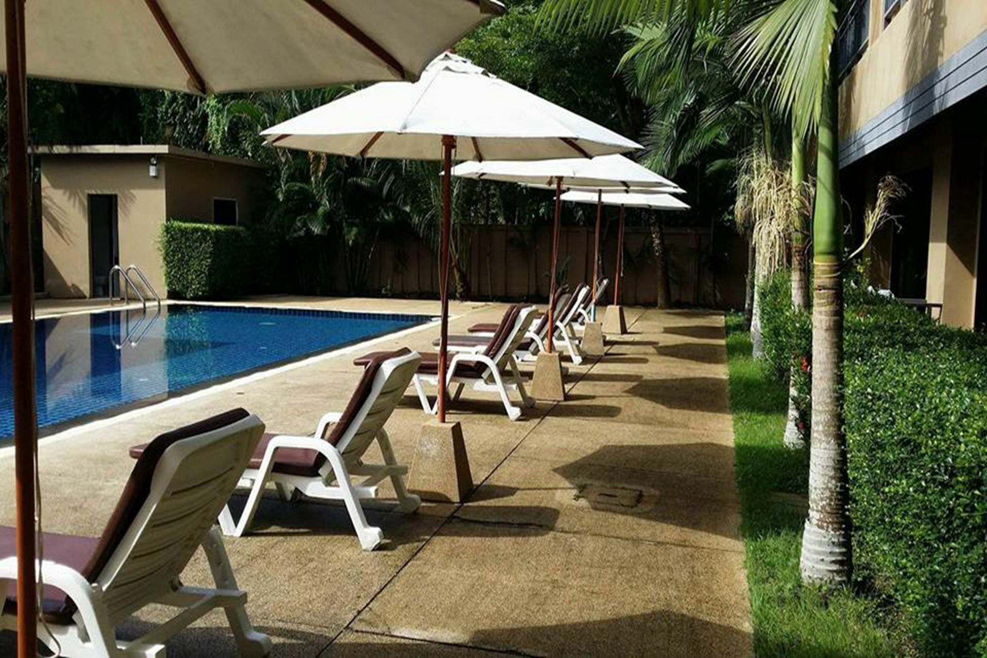 Naiyang Beach Hotel Sha Plus Phuket Exteriör bild