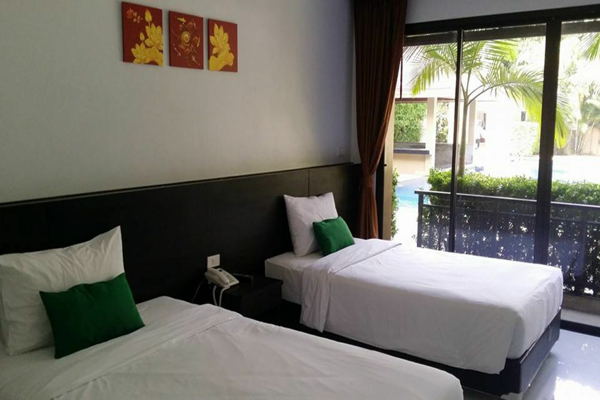 Naiyang Beach Hotel Sha Plus Phuket Exteriör bild